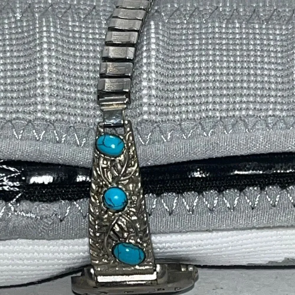 Vintage Xanadu Women's Silver Blue Faux Turquoise‎ Elastic Band Quartz Southwest